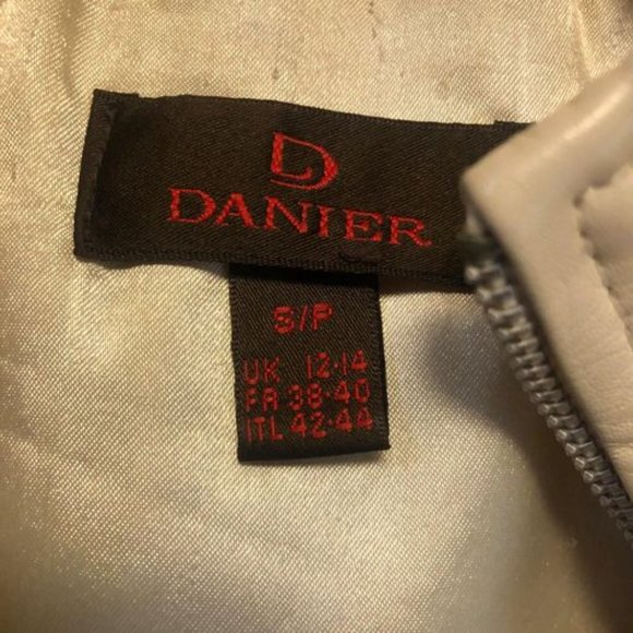 DANIER Women's Cream Leather Jacket - Picture 3 of 5
